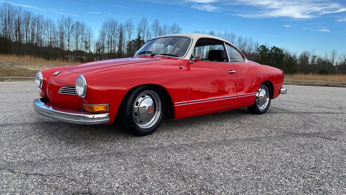 Volkswagen Karmann Ghia tahun 1974